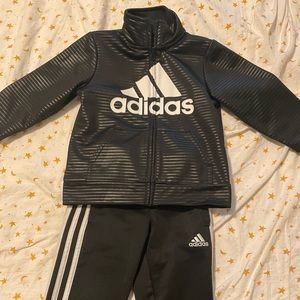 2T adidas set